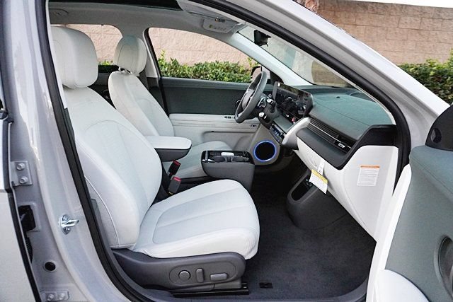 New 2027 Hyundai Ioniq 5 Limited RWD image 17