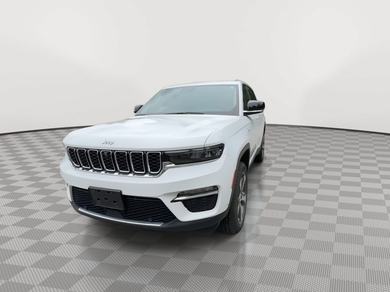 Used 2022 Jeep Grand Cherokee Limited 4xe w/ Luxury Tech Group II AWD/4WD image 3