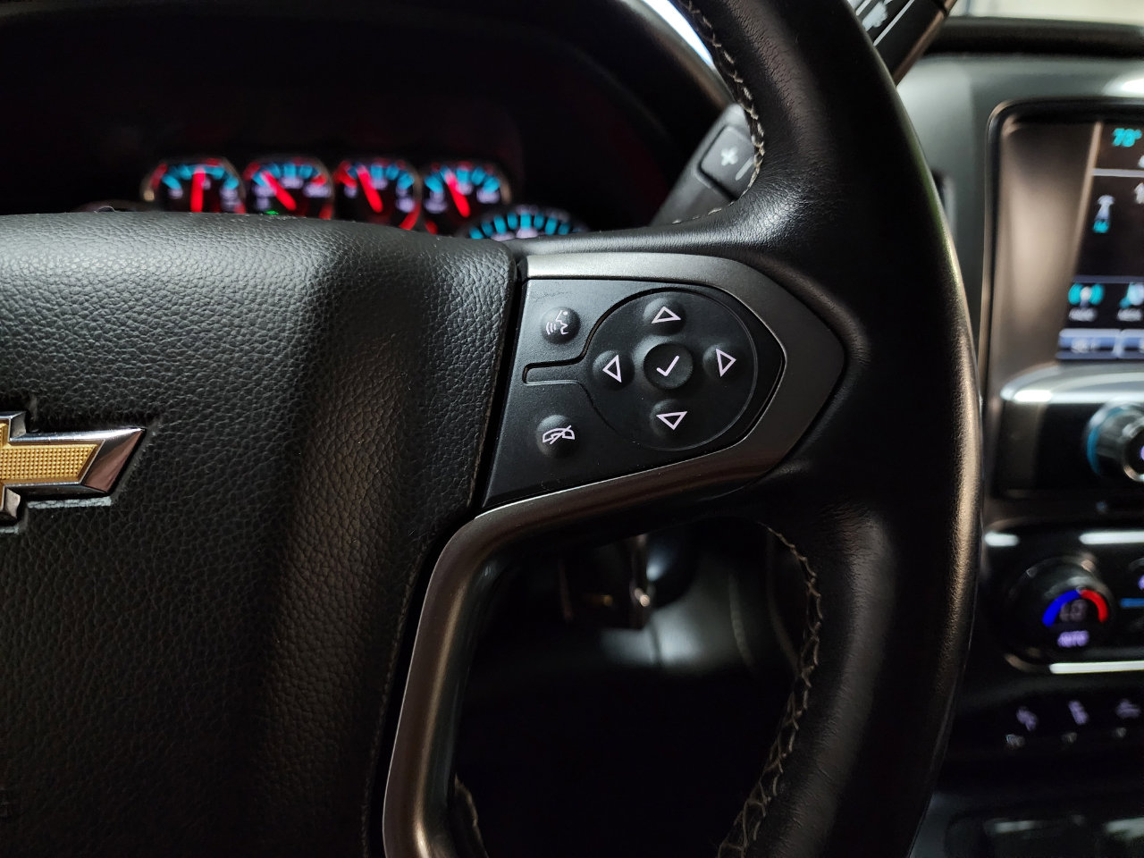 Used 2019 Chevrolet Silverado 2500 LTZ w/ Duramax Plus Package image 31