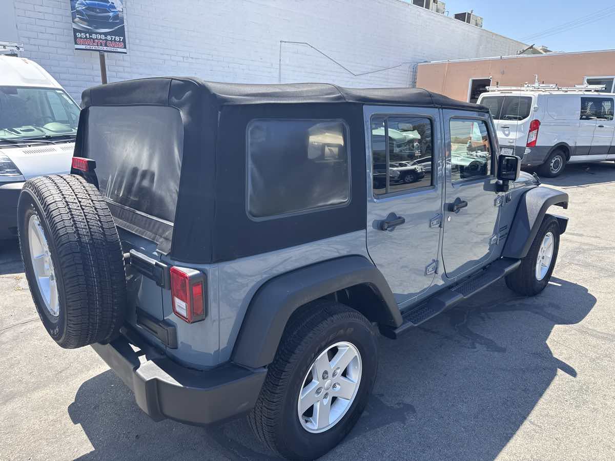 Used 2015 Jeep Wrangler Unlimited Sport w/ Quick Order Package 24S AWD/4WD image 15