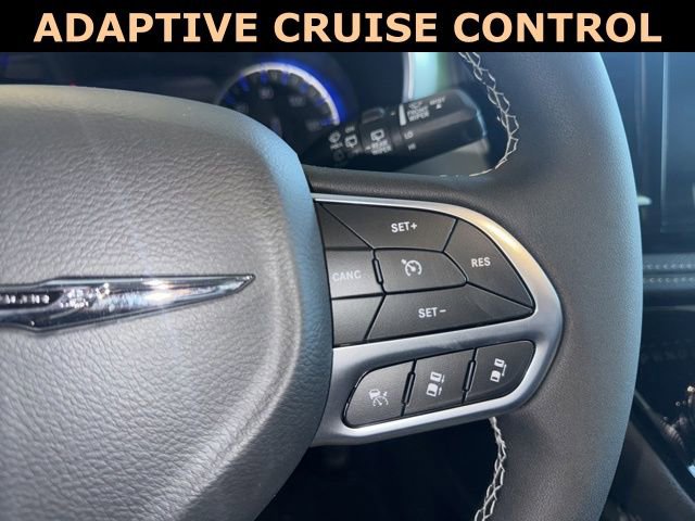 New 2026 Chrysler Pacifica Limited w/ Trailer Tow Group AWD/4WD image 20