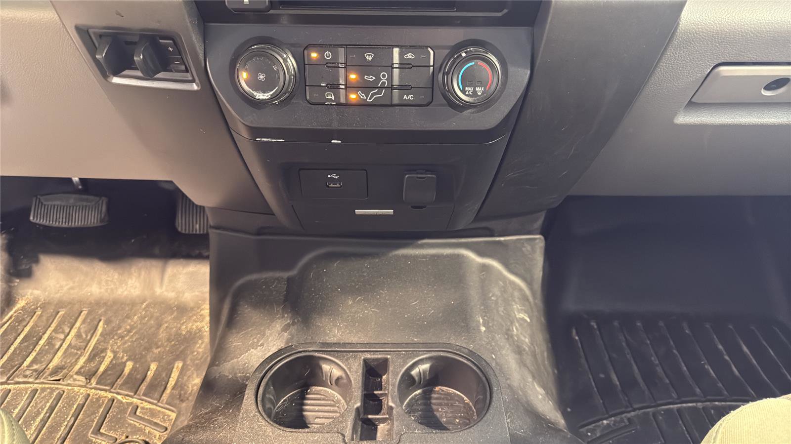 Used 2018 Ford F250 XL w/ STX Appearance Package image 21