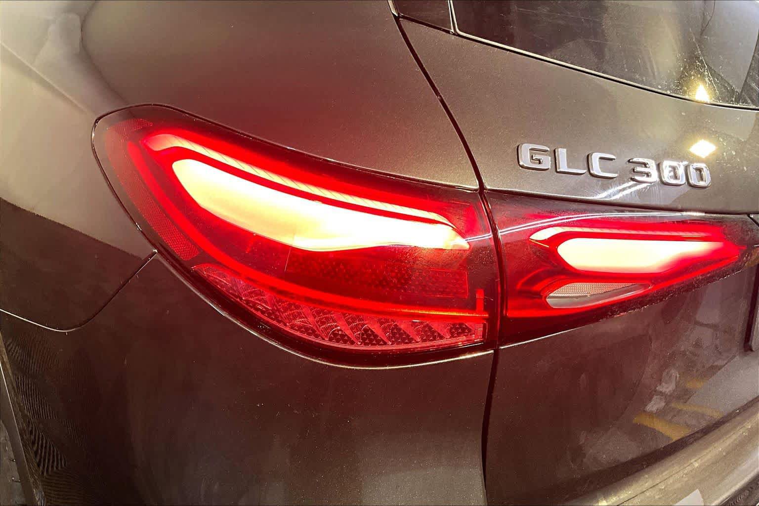 New 2026 Mercedes-Benz GLC 300 4MATIC image 5