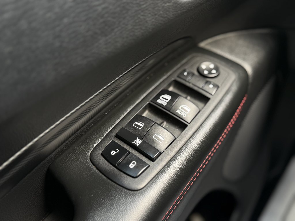 Used 2023 Dodge Durango GT RWD image 9