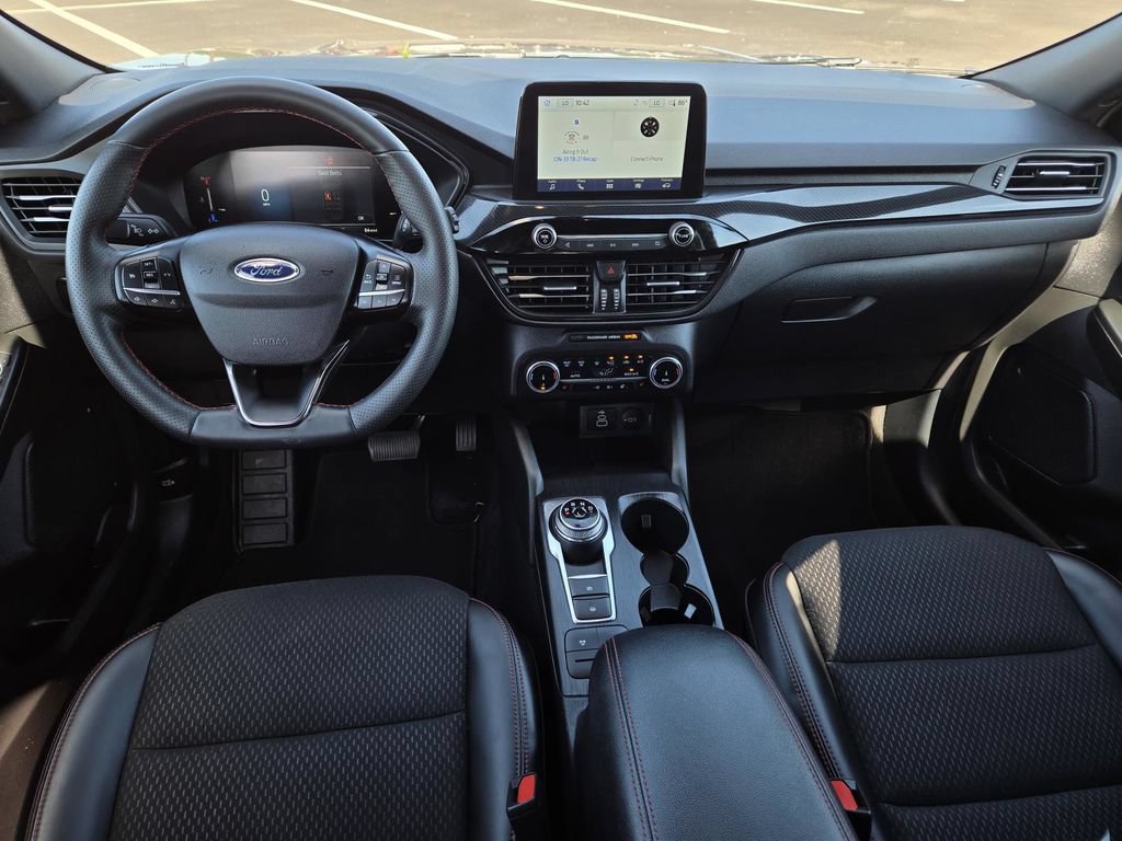 Used 2025 Ford Escape ST-Line Select AWD/4WD image 17