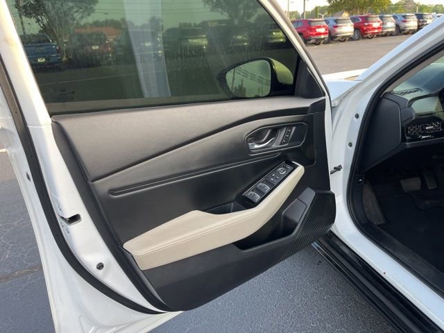 Used 2023 Honda Accord Touring image 6