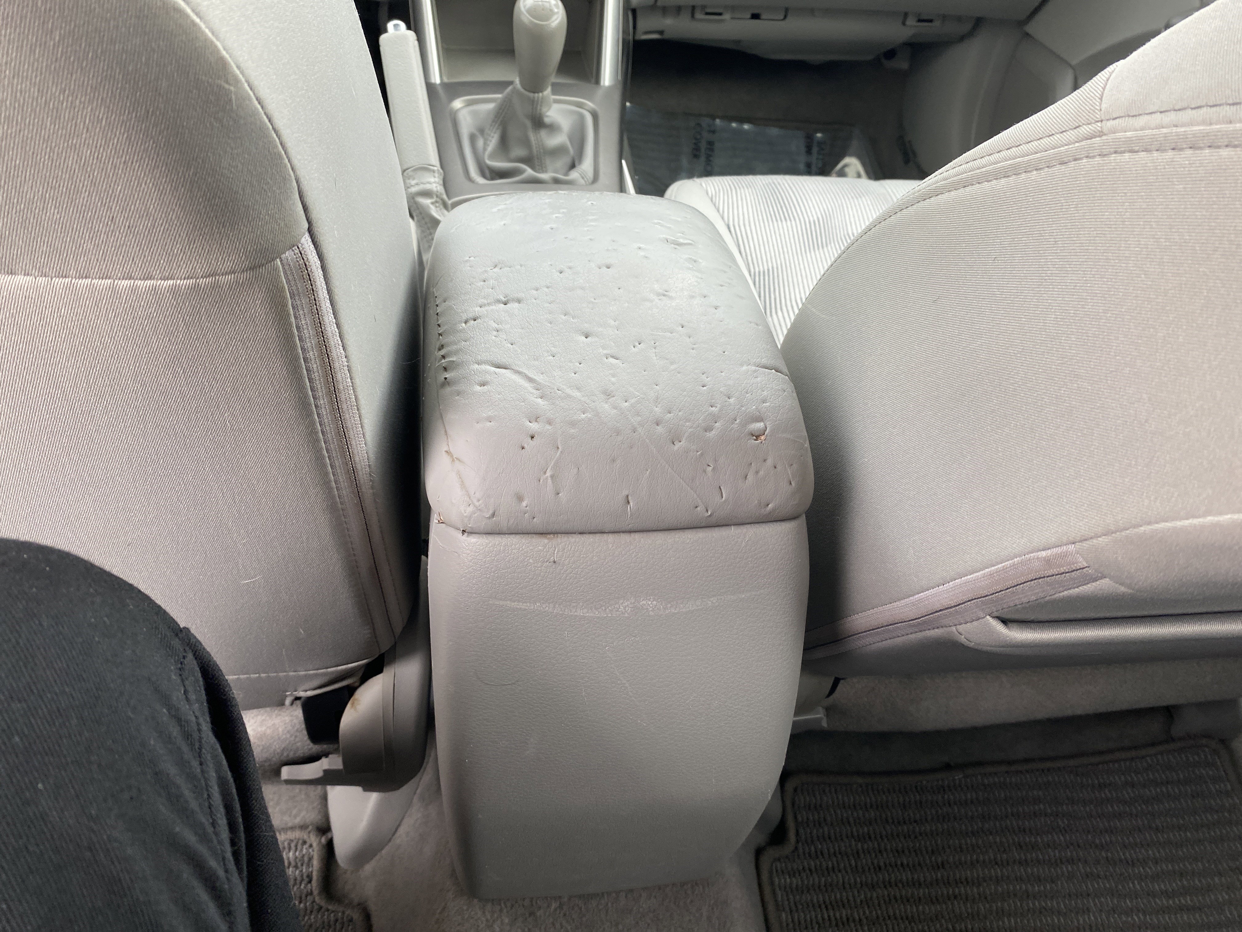 Used 2010 Subaru Forester 2.5X Premium image 31