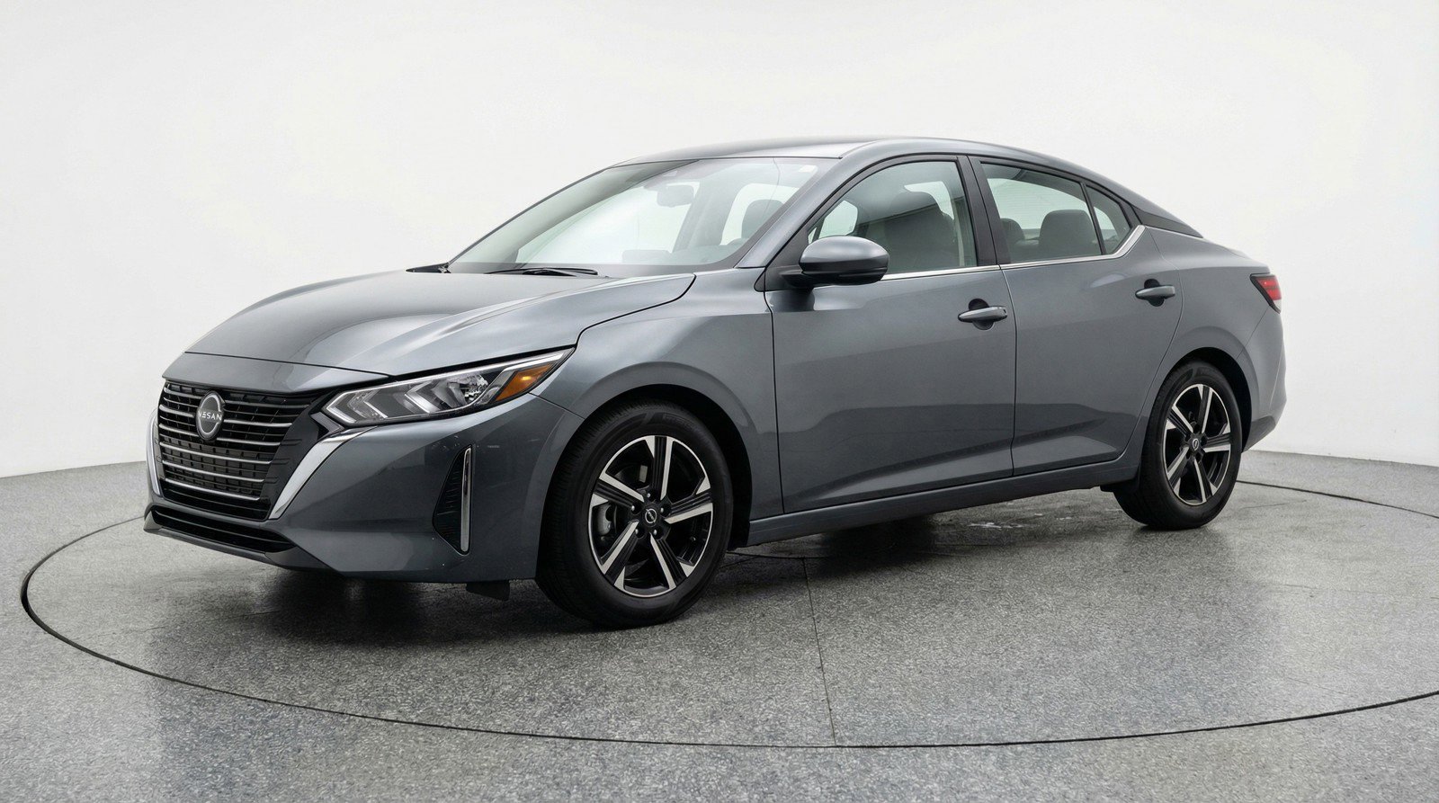 Used 2025 Nissan Sentra SV image 3