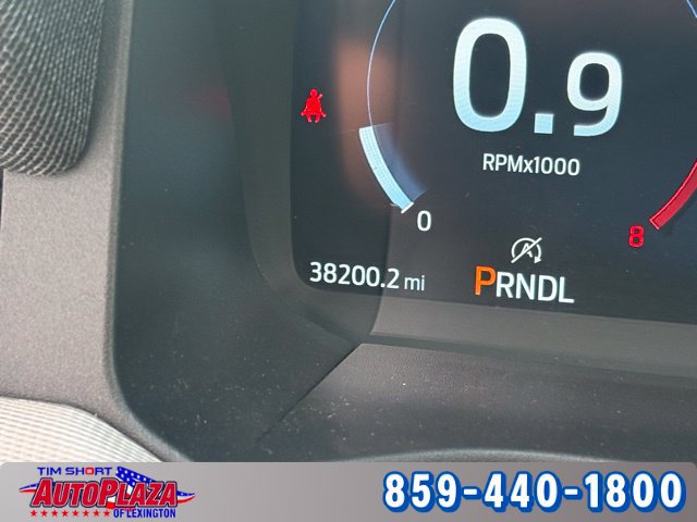 Used 2025 Ford Explorer Active AWD/4WD image 4