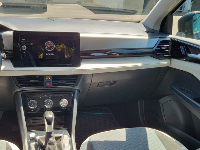 Used 2025 Volkswagen Taos S FWD image 4