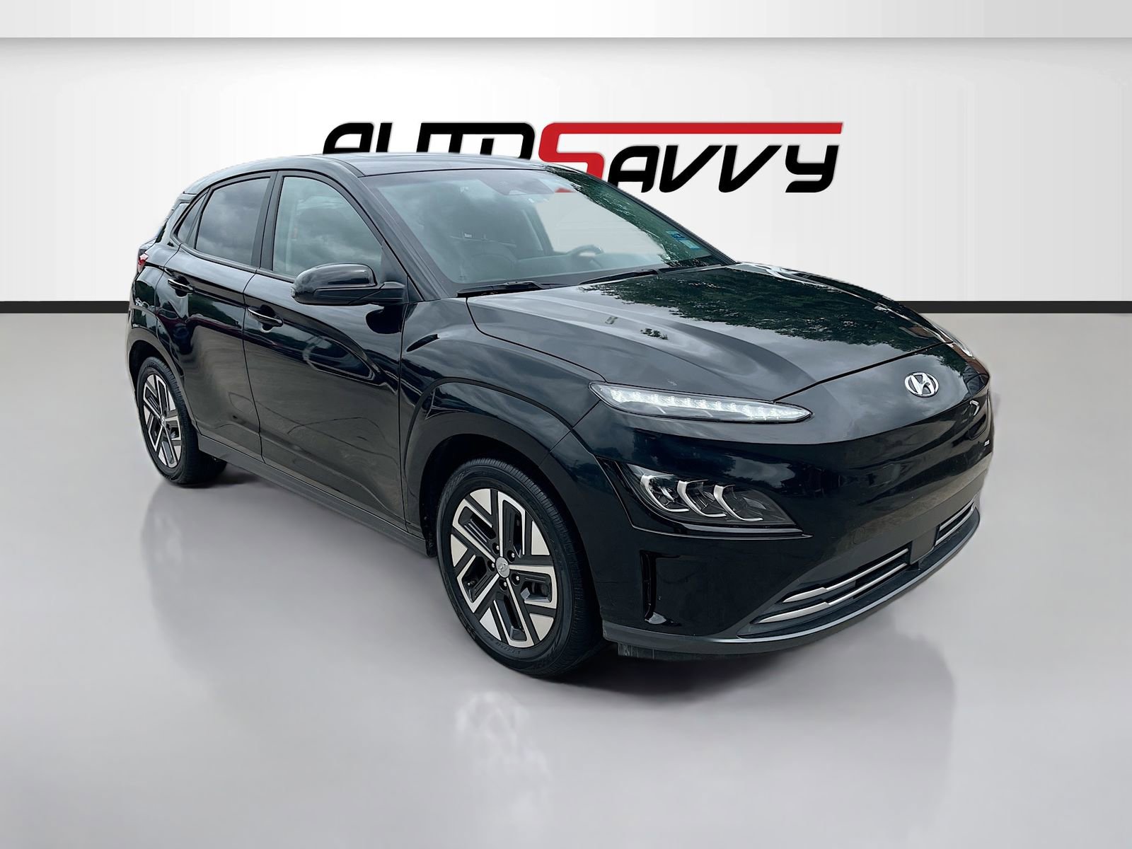 Used 2023 Hyundai Kona Limited w/ Cargo Package