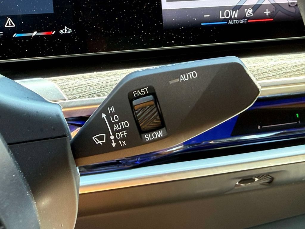Used 2023 BMW 740i RWD image 30