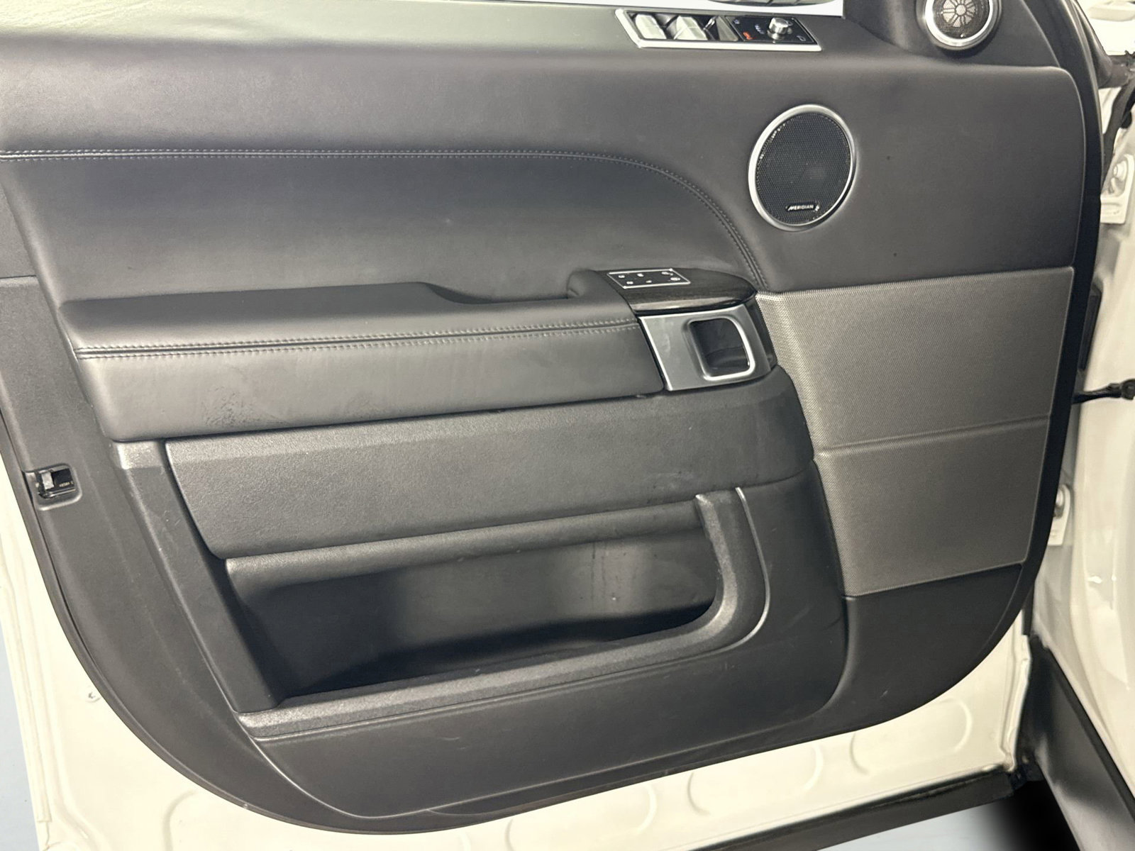 Used 2020 Land Rover Range Rover Sport HSE Dynamic image 29