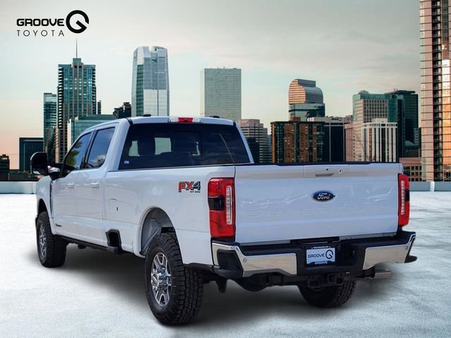 Used 2023 Ford F350 Lariat w/ FX4 Off-Road Package AWD/4WD image 3