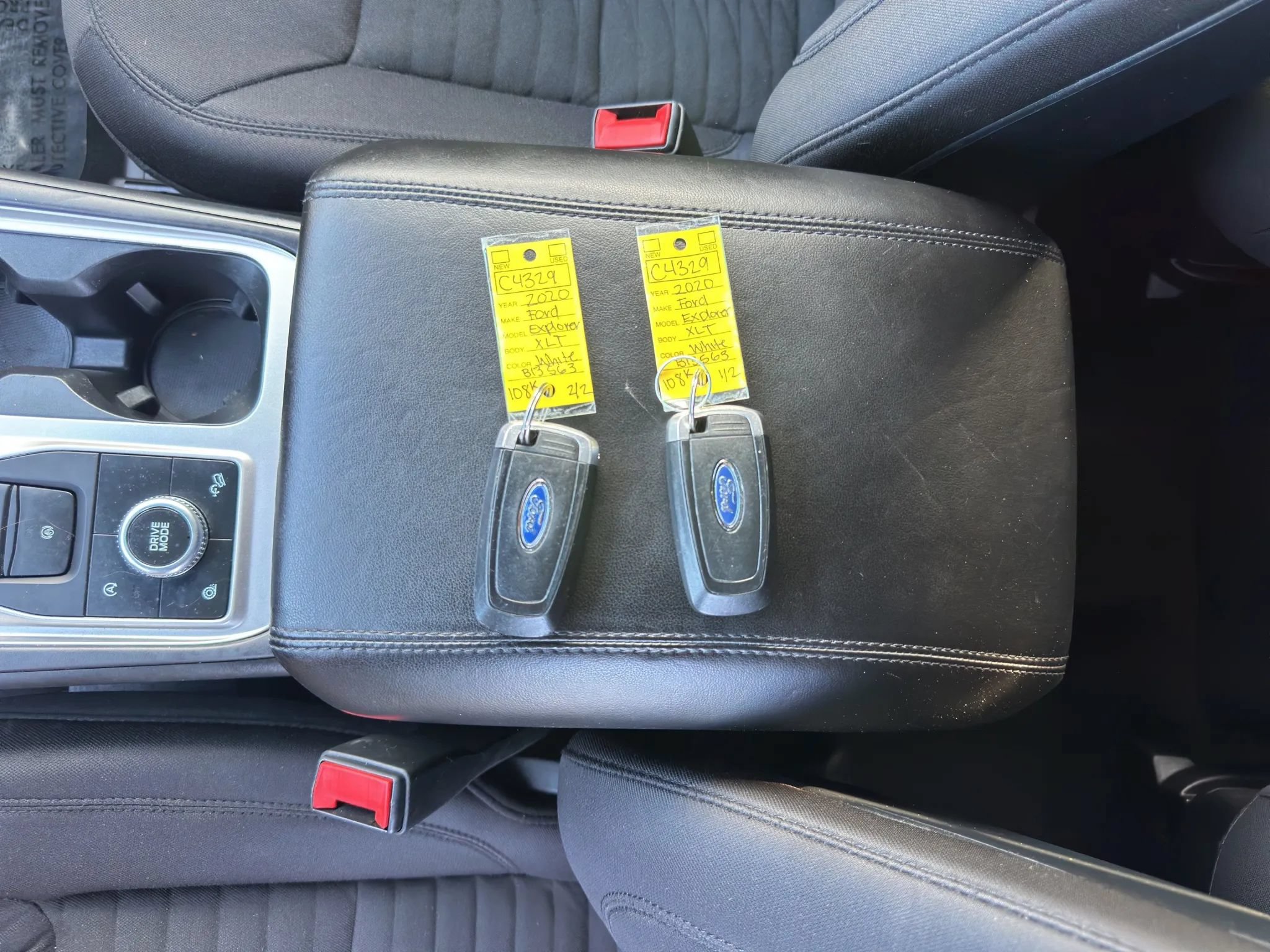 Used 2020 Ford Explorer XLT w/ Comfort Package AWD/4WD image 20