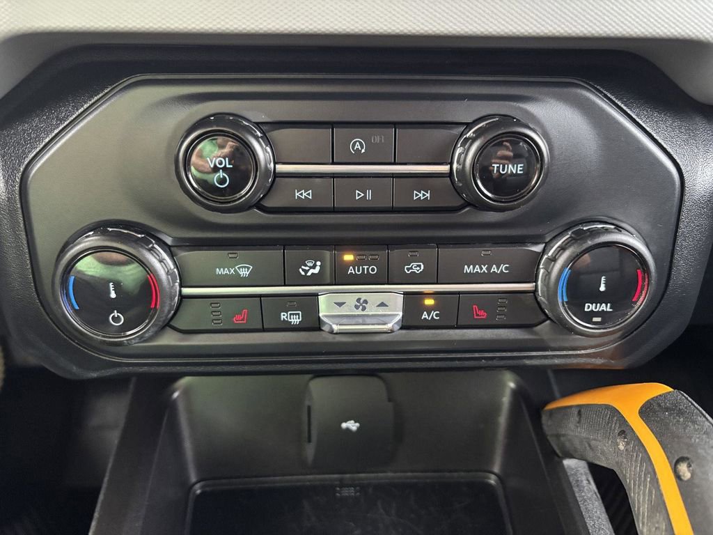 Used 2022 Ford Bronco Badlands w/ Sasquatch Package image 19