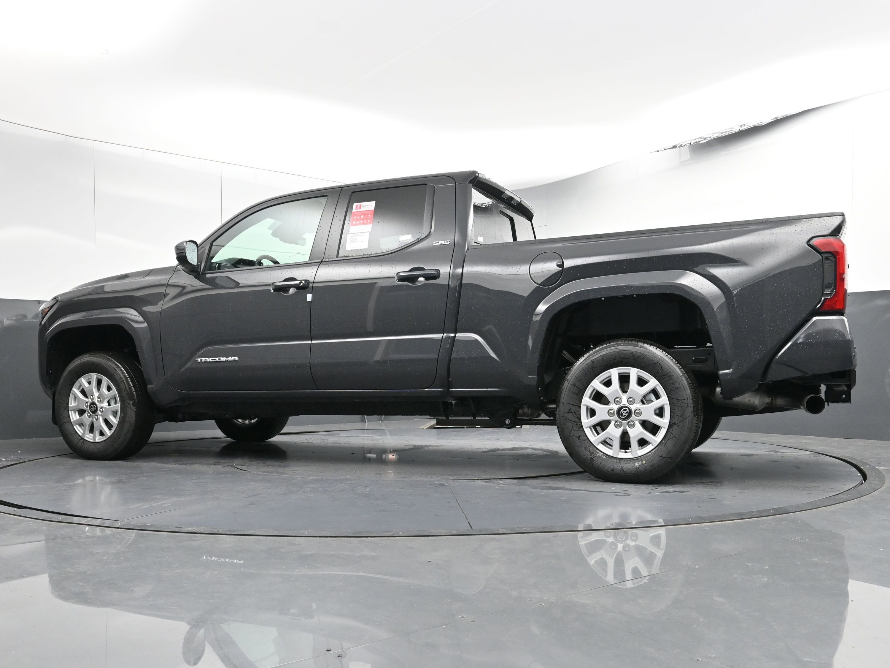 Used 2024 Toyota Tacoma SR5 image 26