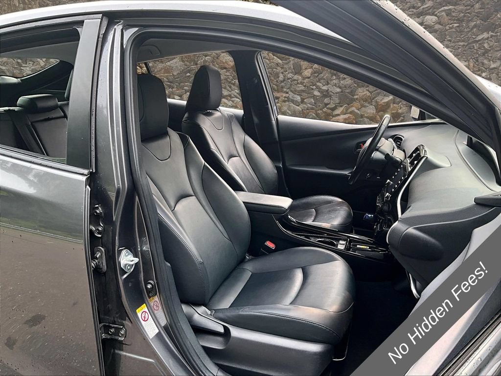 Used 2022 Toyota Prius XLE FWD image 7