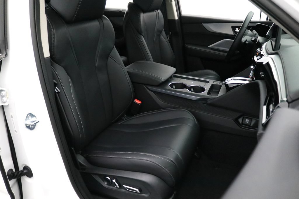 Certified 2026 Acura MDX w/ Technology Package AWD/4WD image 16
