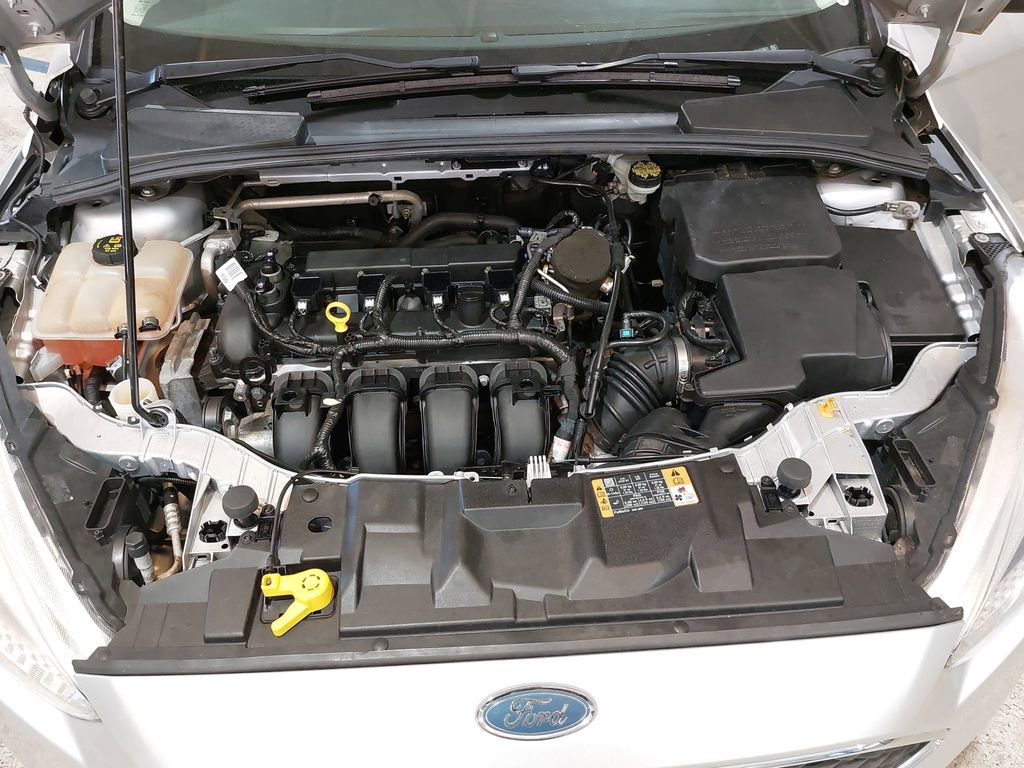 Used 2016 Ford Focus SE FWD image 30