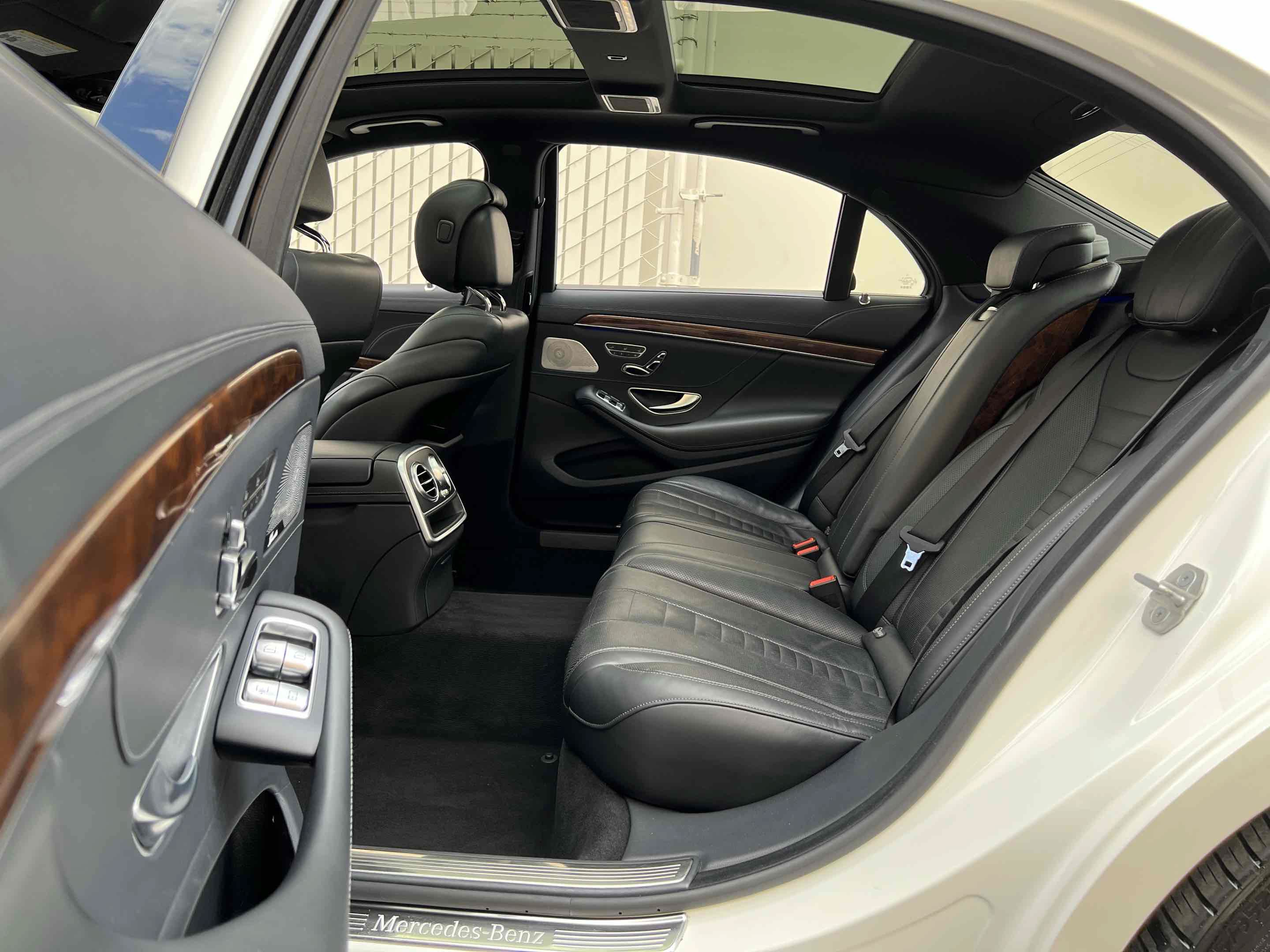 Used 2015 Mercedes-Benz S 550 Sedan image 29