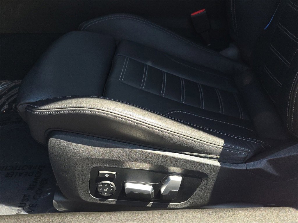 Used 2023 BMW M2 w/ Lighting Package image 20