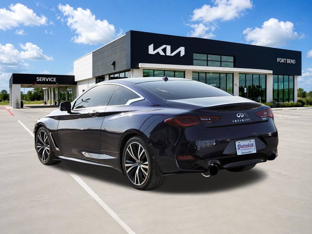 Used 2022 INFINITI Q60 3.0t Luxe w/ Cargo Package RWD image 7