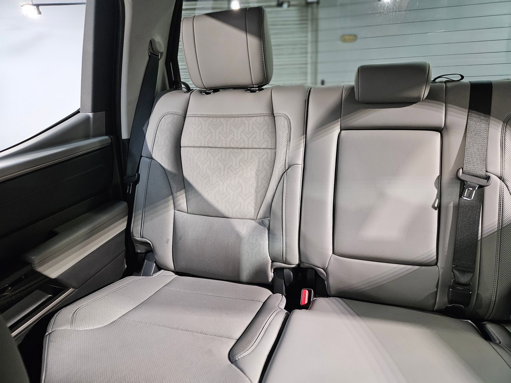 Used 2024 Toyota Tundra Limited image 12