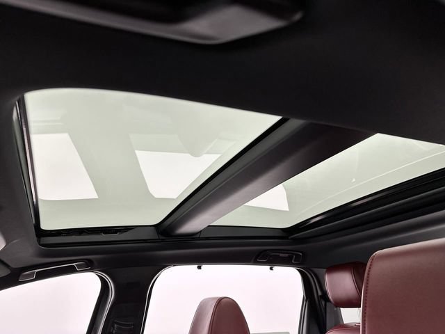 Certified 2025 MAZDA CX-70 Plug-In Hybrid w/ Premium Plus AWD/4WD image 22