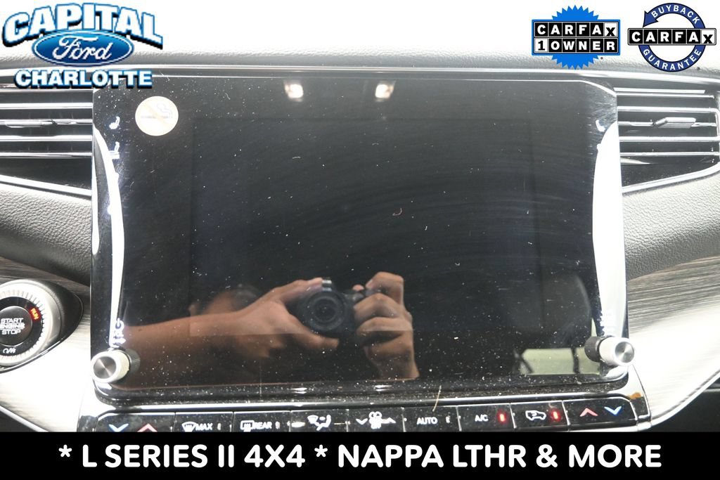 Used 2024 Jeep Wagoneer L Series II w/ Flexible Seating Group AWD/4WD image 14