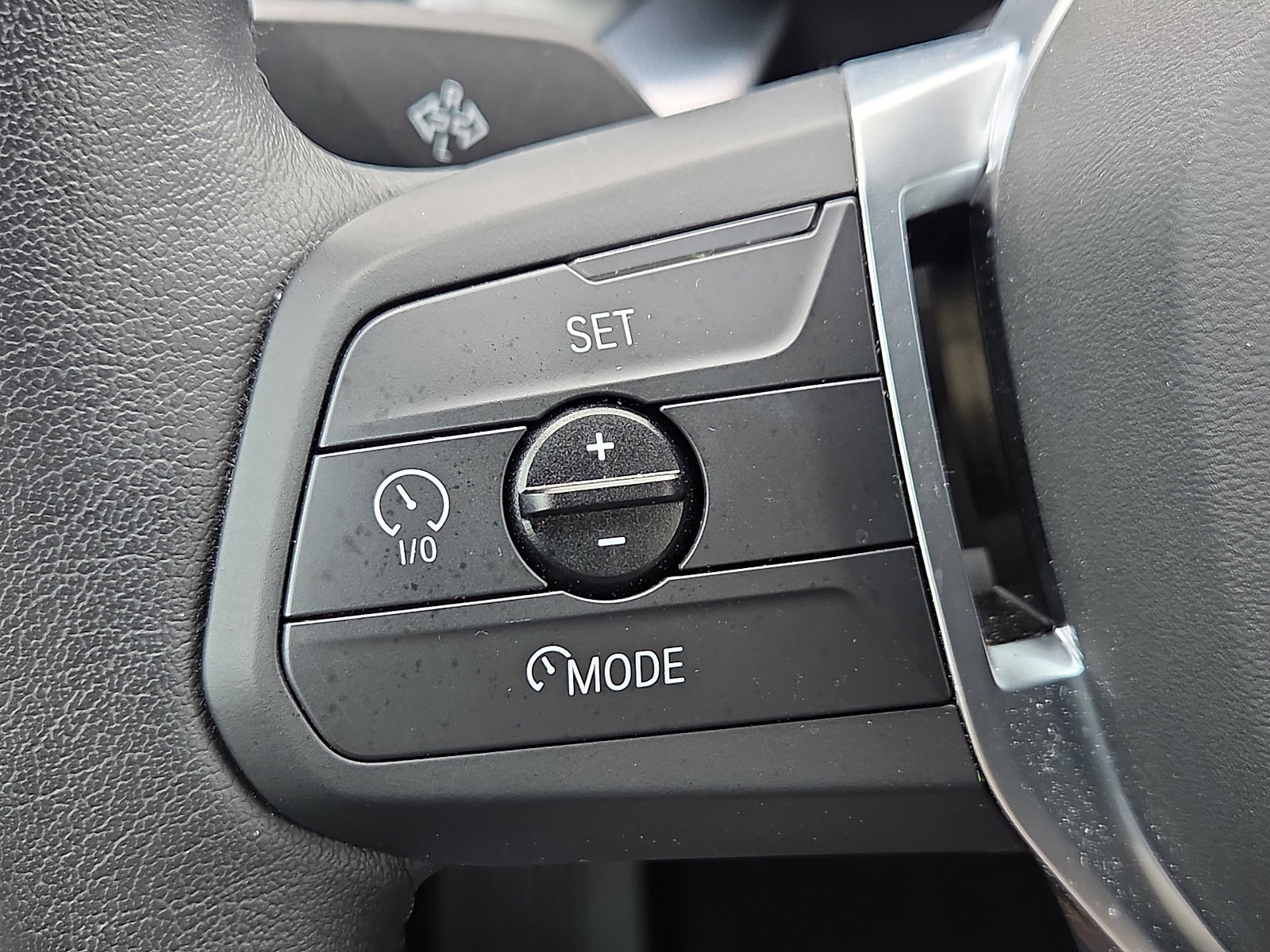 Used 2024 BMW X1 xDrive28i w/ Premium Package image 21