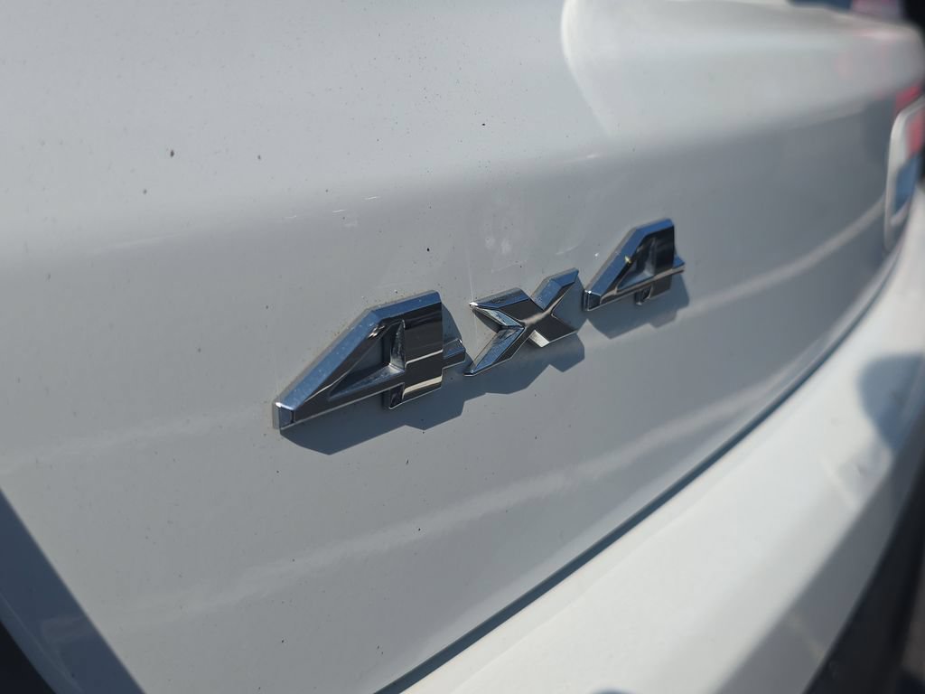Used 2024 Jeep Compass Latitude AWD/4WD image 8