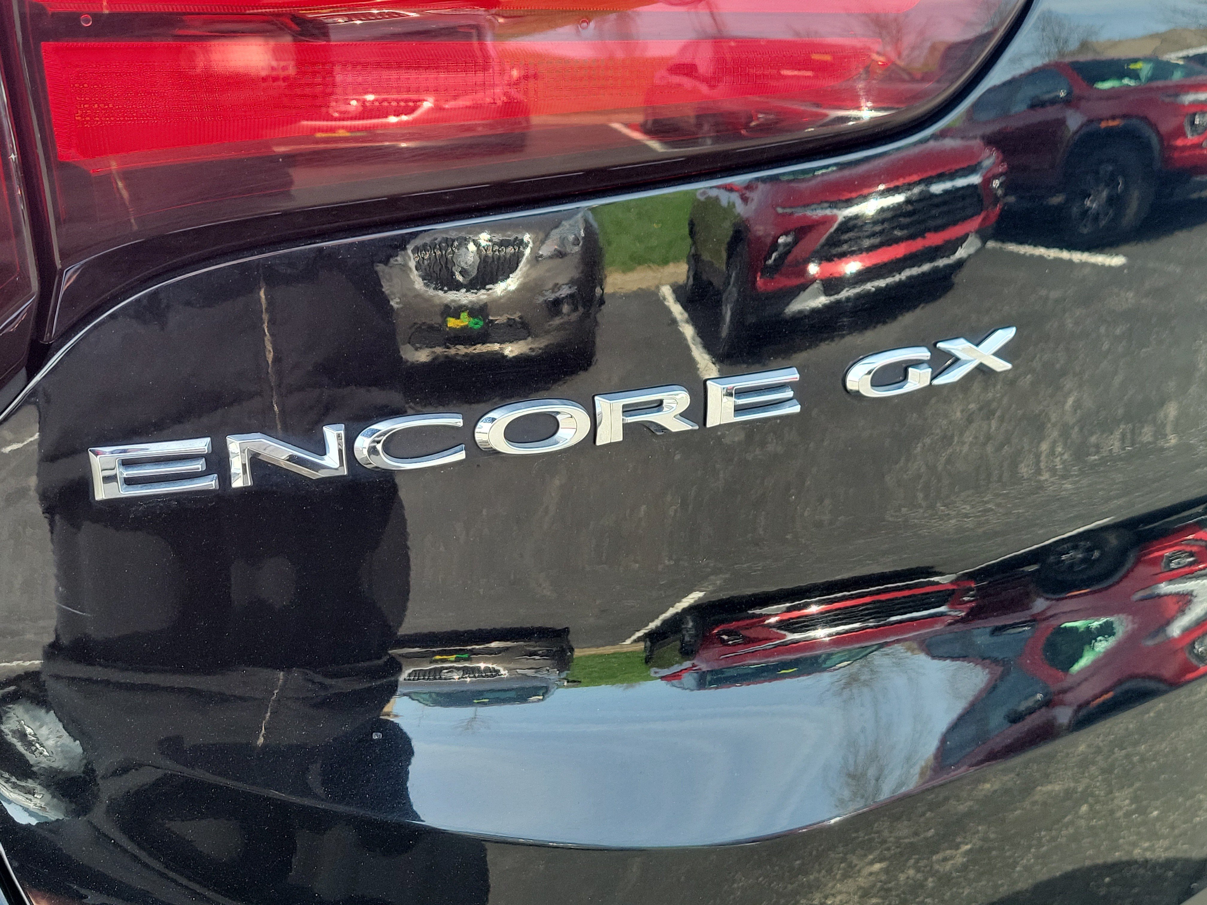 Used 2023 Buick Encore GX Select FWD image 9