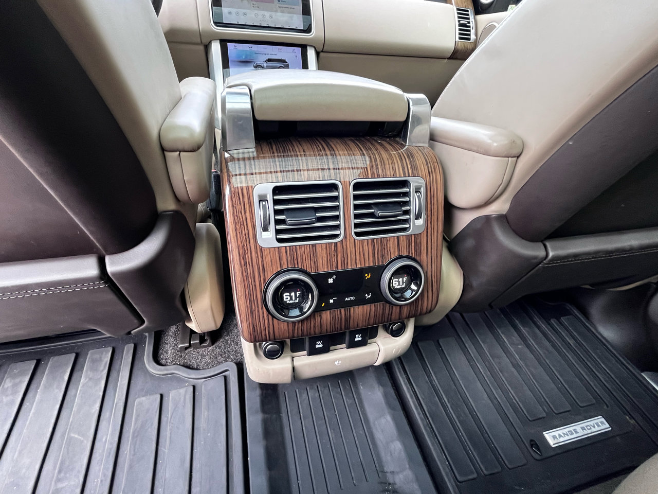Used 2019 Land Rover Range Rover HSE image 53
