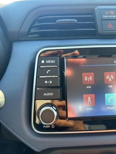 New 2025 Nissan Versa SV w/ Trunk Package FWD image 21