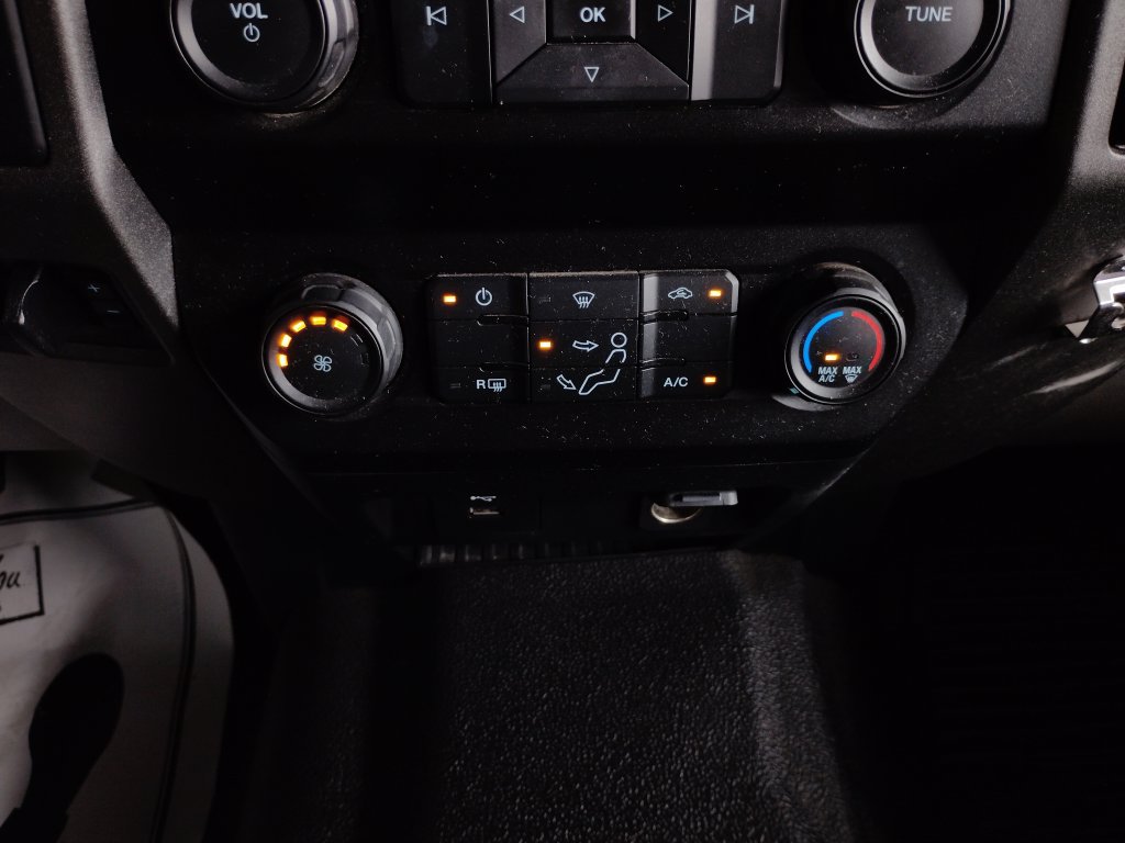 Used 2020 Ford F350 XL w/ Power Equipment Group AWD/4WD image 38