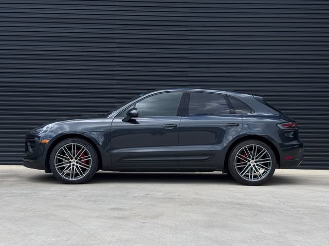 Certified 2025 Porsche Macan S AWD/4WD image 2