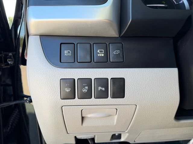 Used 2019 Toyota Highlander Limited Platinum AWD/4WD image 31