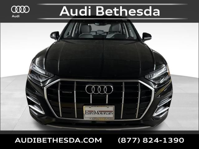 Used 2023 Audi Q5 2.0T Premium Plus w/ Premium Plus Package AWD/4WD image 2