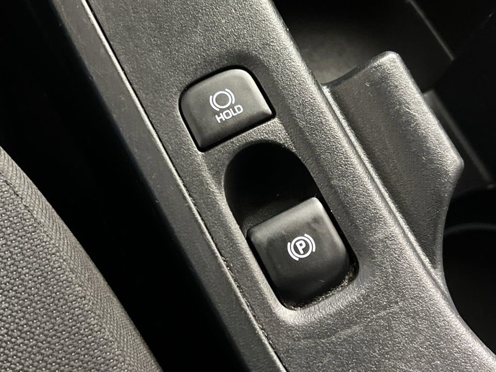 Used 2024 Toyota Corolla LE image 31