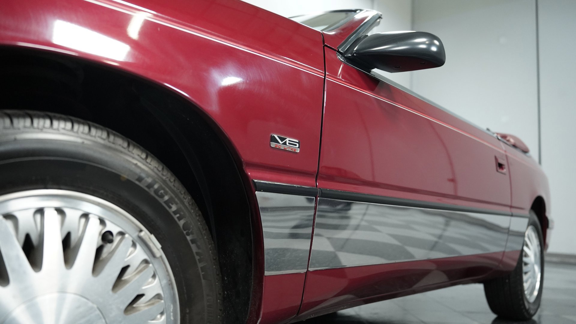 Used 1991 Chrysler LeBaron Convertible FWD image 20