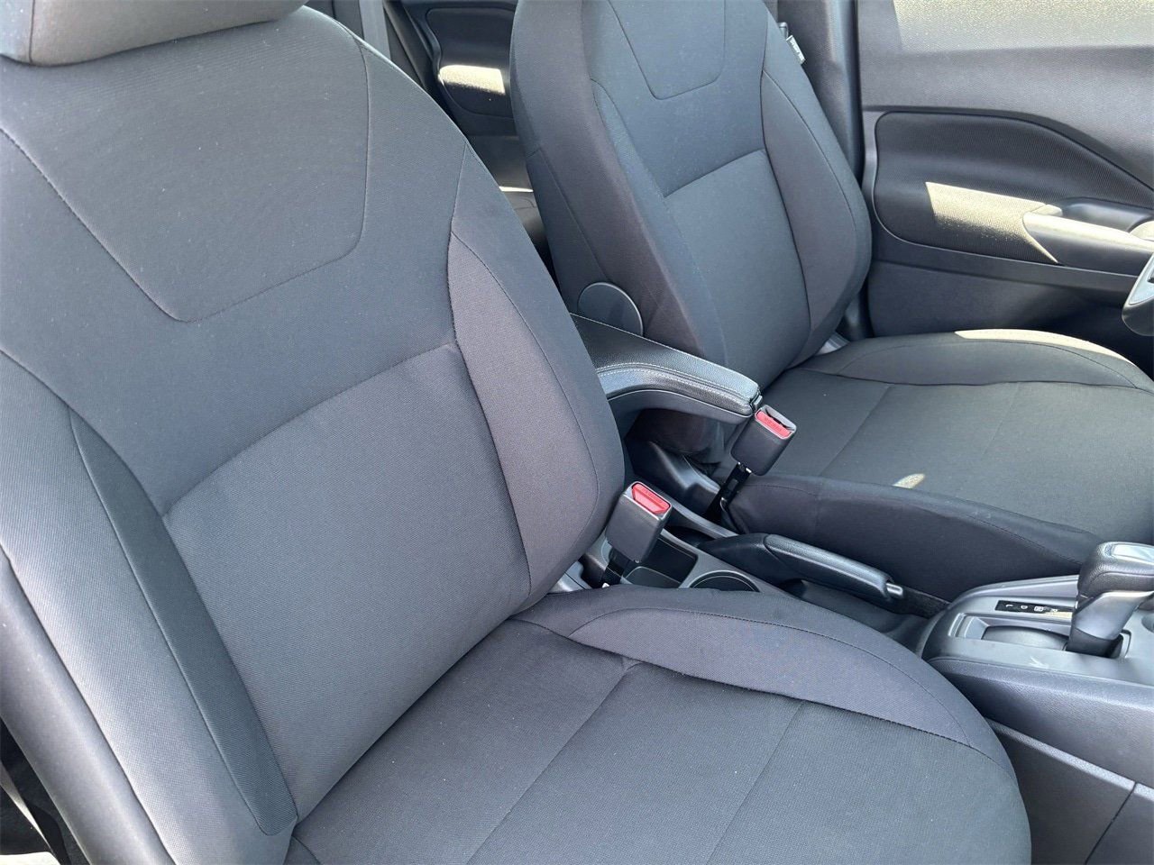 New 2025 Nissan Kicks Play S image 11