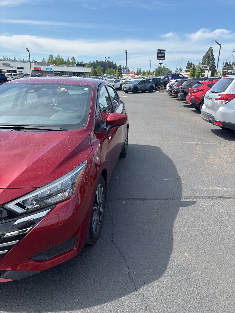 Used 2025 Nissan Versa SV w/ Trunk Package FWD image 9