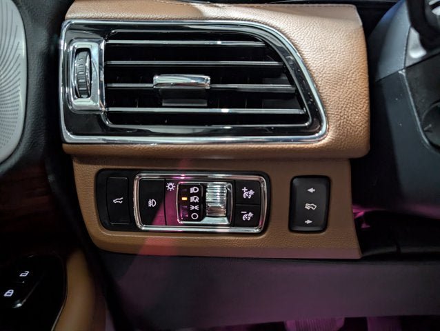 Used 2024 Lincoln Navigator L Reserve w/ Equipment Group 201A AWD/4WD image 27
