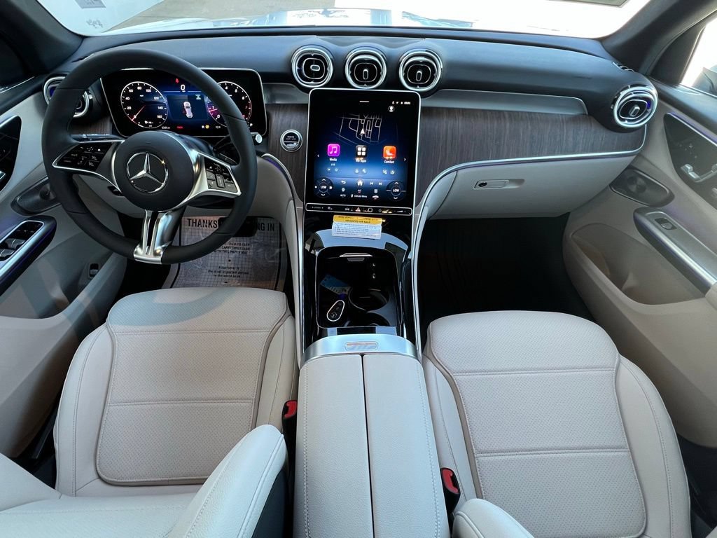 New 2026 Mercedes-Benz GLC 300 4MATIC image 2
