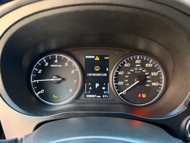 Used 2020 Mitsubishi Outlander SE AWD/4WD image 23
