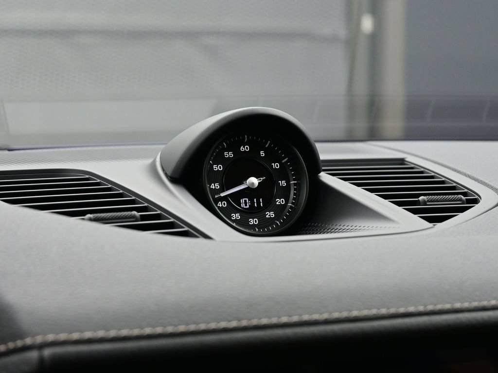 Certified 2026 Porsche Panamera 4 AWD/4WD image 11