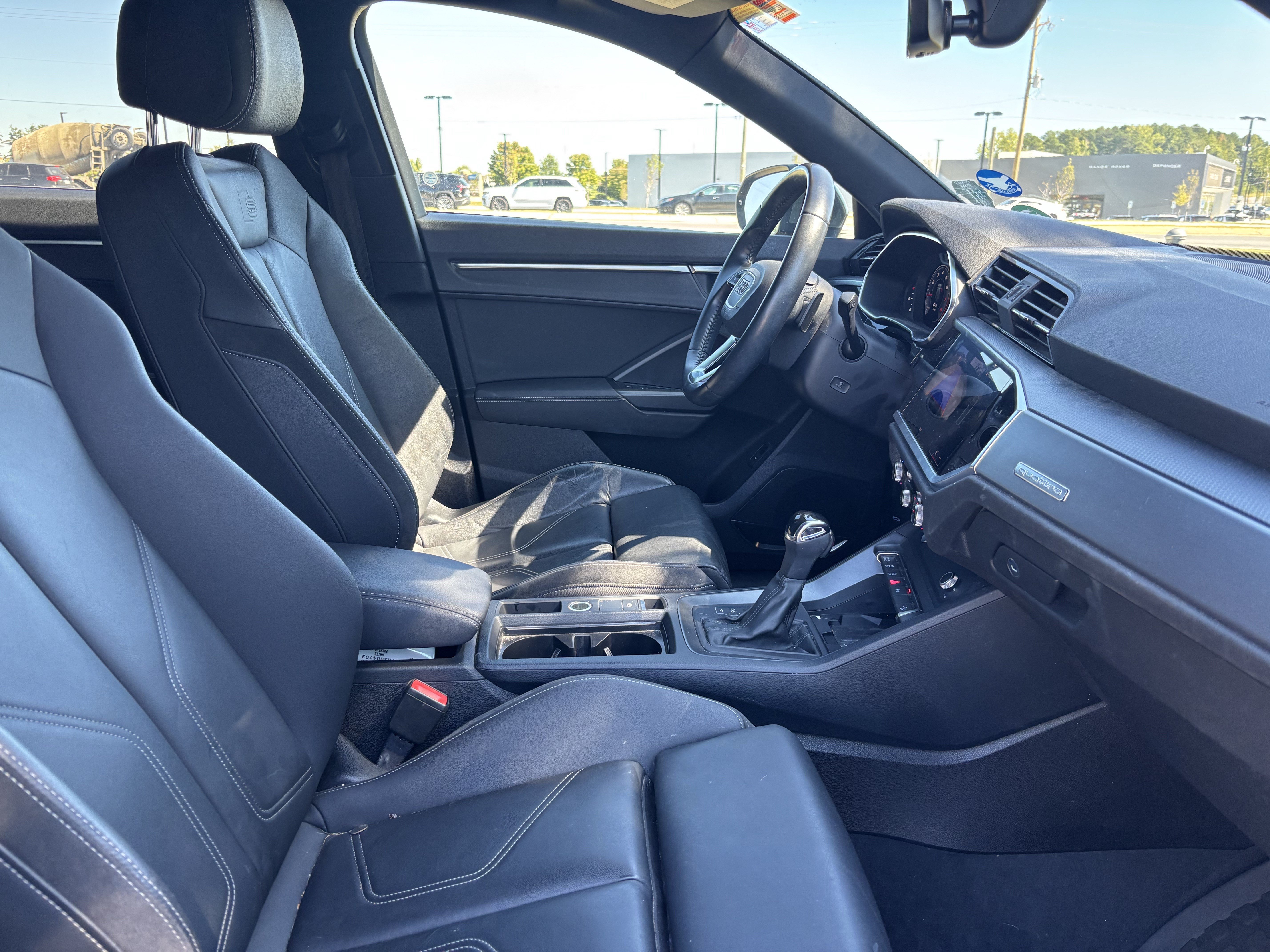 Used 2020 Audi Q3 2.0T Premium Plus w/ Premium Plus Package AWD/4WD image 36
