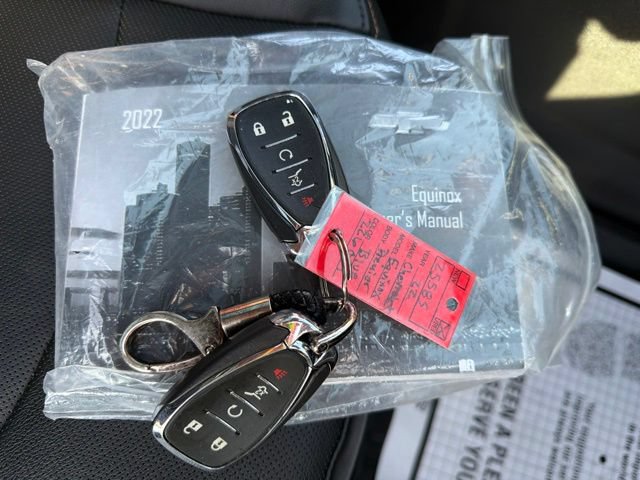 Used 2022 Chevrolet Equinox Premier AWD/4WD image 27