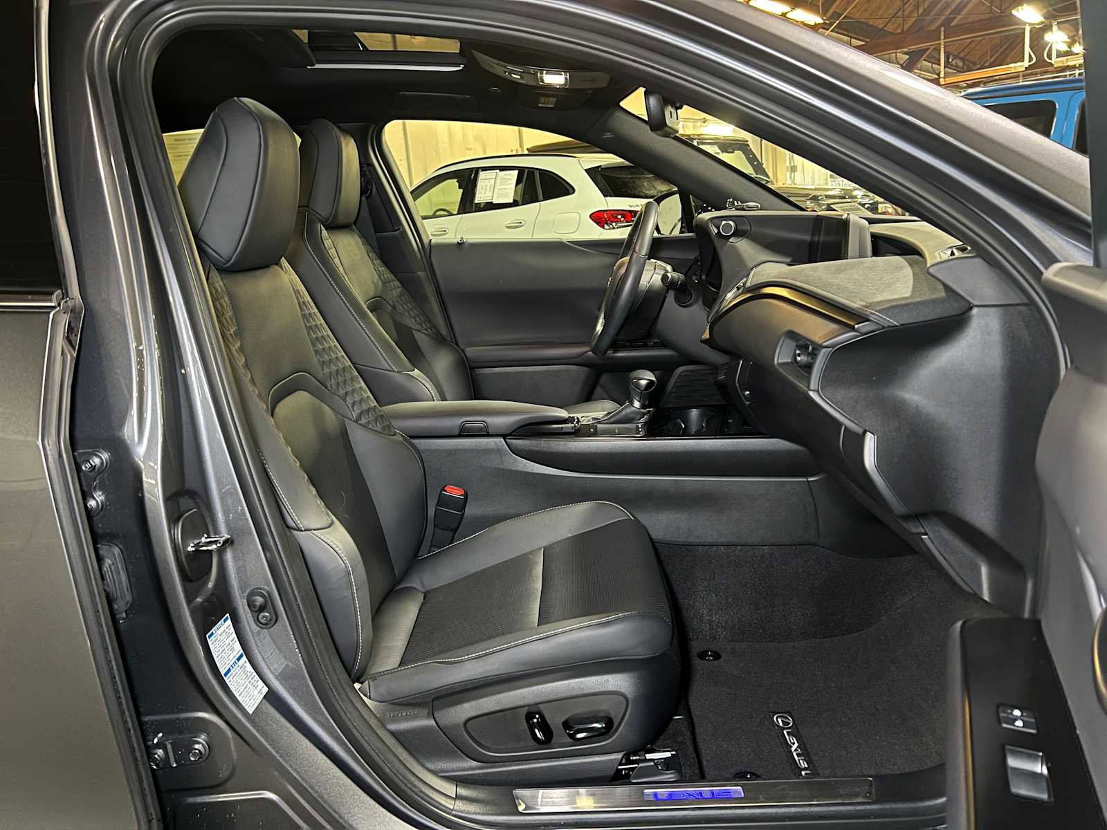 Used 2021 Lexus UX 250h w/ Premium Package image 12